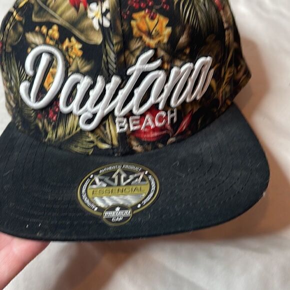 Daytona Beach Essencial Brand Snap Back Adjustable Hat. - Picture 2 of 8